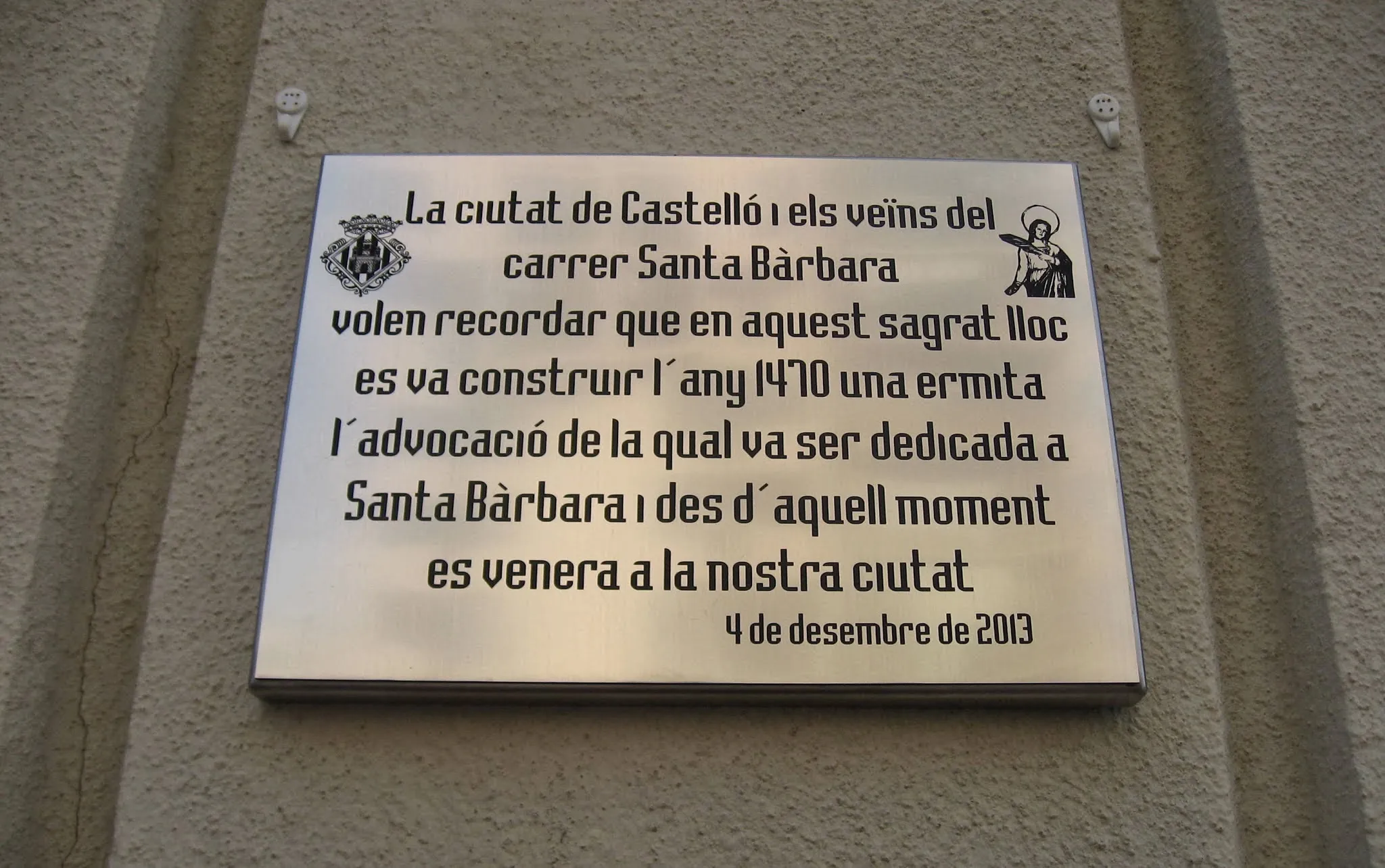 Placa donde se da fe, de la ermita de Santa Bárbara