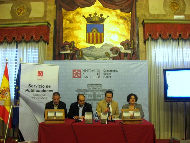 La Sala de Premsa, amb el visor santjoans.es a la pantalla.